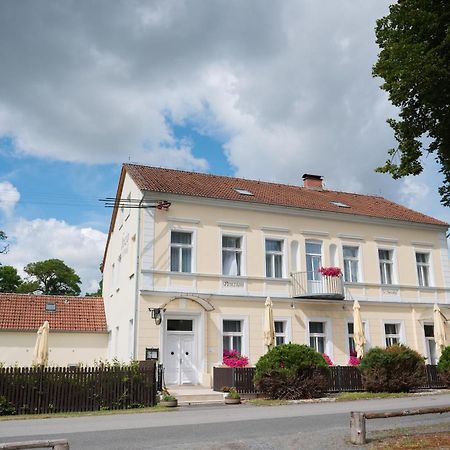 Penzion U Novaku Kožlí u Orlíka المظهر الخارجي الصورة